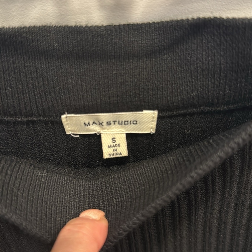 Max Studio Pleated Sweater Skirt Small black - Picture 4 of 7